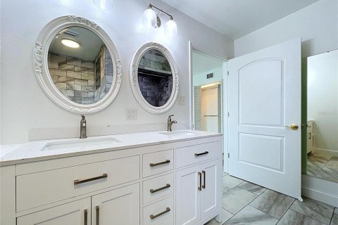 Casa en venta en Lakeland, Florida, 3 dormitorios, 299.33 m2 № 2415515 - foto 22
