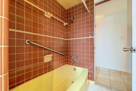Casa en venta en Lakeland, Florida, 3 dormitorios, 299.33 m2 № 2415515 - foto 30