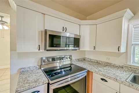 House in Mulberry, Florida 3 bedrooms, 174.28 sq.m. № 1576110 - photo 13
