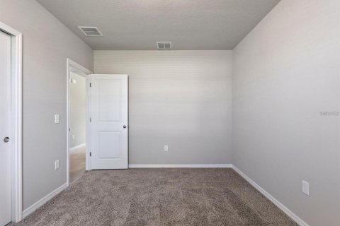 Villa ou maison à louer à Auburndale, Floride: 4 chambres, 252.51 m2 № 2401197 - photo 8