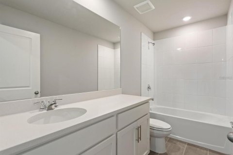 Villa ou maison à louer à Auburndale, Floride: 4 chambres, 252.51 m2 № 2401197 - photo 24