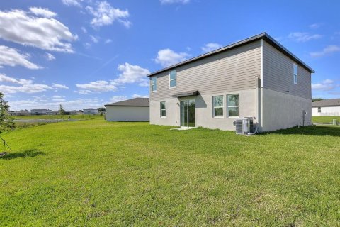 Villa ou maison à louer à Auburndale, Floride: 4 chambres, 252.51 m2 № 2401197 - photo 5