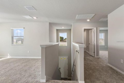 Villa ou maison à louer à Auburndale, Floride: 4 chambres, 252.51 m2 № 2401197 - photo 16