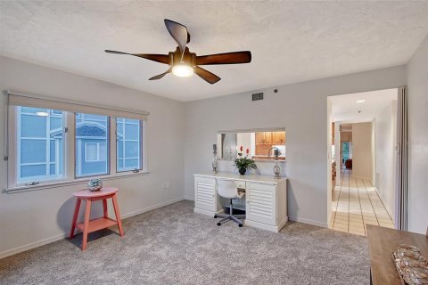 Condo in Bradenton, Florida, 2 bedrooms  № 1666707 - photo 23
