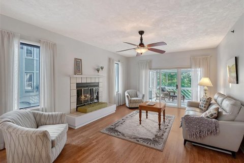 Condo in Bradenton, Florida, 2 bedrooms  № 1666707 - photo 3