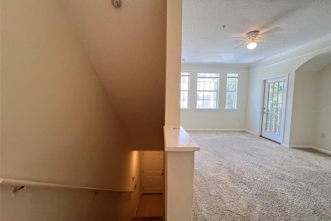Condominio en alquiler en Orlando, Florida, 2 dormitorios, 113.25 m2 № 1883225 - foto 3
