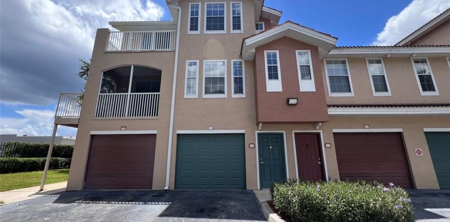 Condo in Orlando, Florida, 2 bedrooms № 1883225
