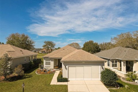 Casa en Summerfield, Florida 2 dormitorios, 118.36 m2 № 2099314