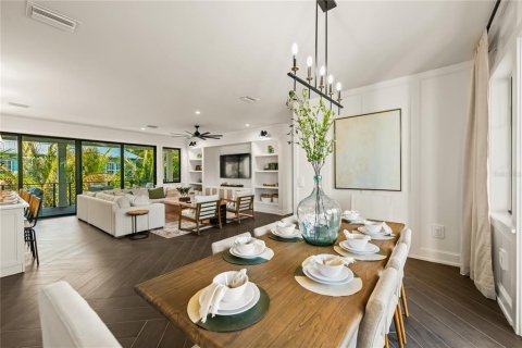 House in Anna Maria, Florida 6 bedrooms, 603.86 sq.m. № 1918814 - photo 20