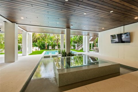 House in Anna Maria, Florida 6 bedrooms, 603.86 sq.m. № 1918814 - photo 6