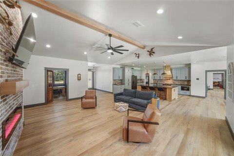 House in Bushnell, Florida 6 bedrooms, 459.4 sq.m. № 2226450 - photo 16