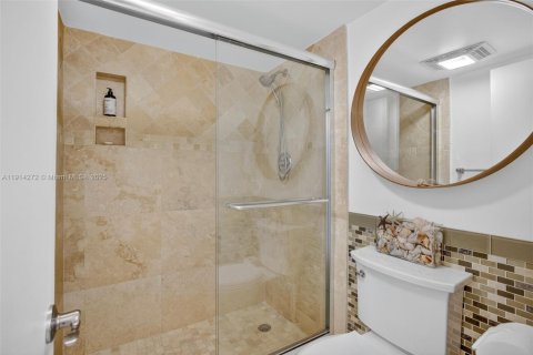 Copropriété à vendre à Pompano Beach, Floride: 3 chambres, 139.35 m2 № 2089145 - photo 23