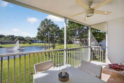Copropriété à vendre à Pompano Beach, Floride: 3 chambres, 139.35 m2 № 2089145 - photo 8
