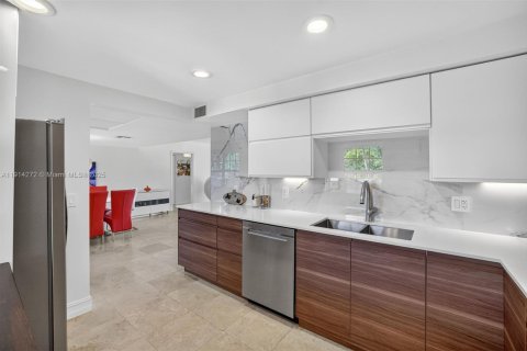 Copropriété à vendre à Pompano Beach, Floride: 3 chambres, 139.35 m2 № 2089145 - photo 14
