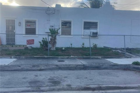 Villa ou maison à Miami, Floride 3 chambres, 124.67 m2 № 2175015