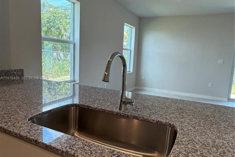 Touwnhouse à vendre à Florida City, Floride: 3 chambres, 159.33 m2 № 2043642 - photo 6