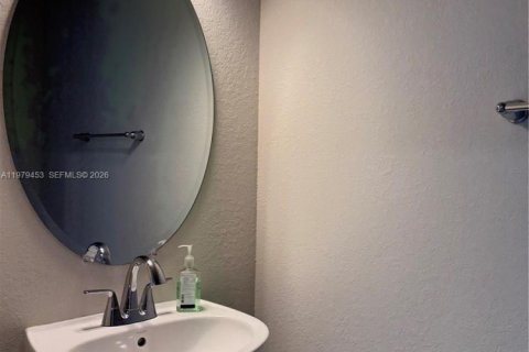 Touwnhouse à vendre à Florida City, Floride: 3 chambres, 159.33 m2 № 2043642 - photo 4