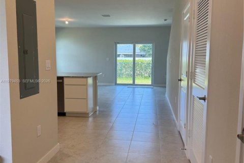 Touwnhouse à vendre à Florida City, Floride: 3 chambres, 159.33 m2 № 2043642 - photo 3