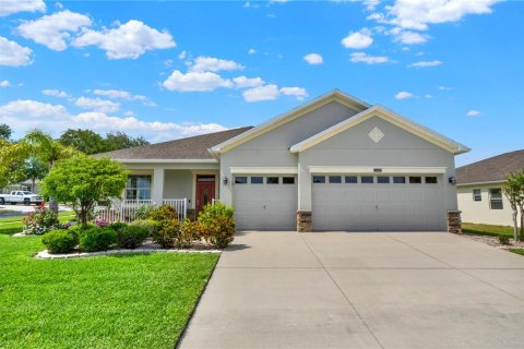 Casa en venta en Mount Dora, Florida, 4 dormitorios, 224.92 m2 № 1653853 - foto 1