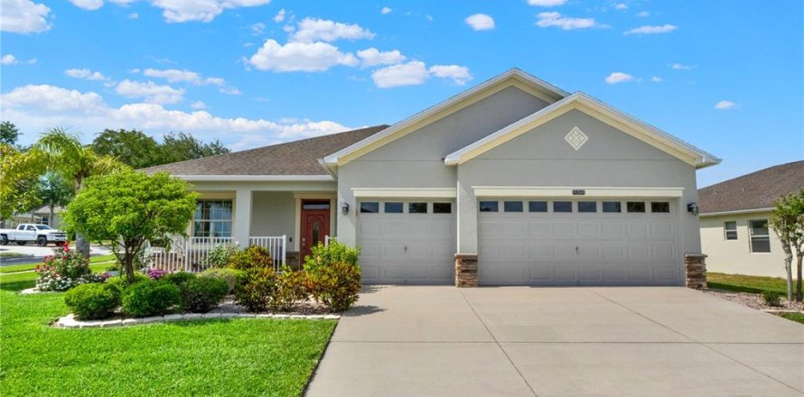 Casa en Mount Dora, Florida 4 dormitorios, 224.92 m2 № 1653853