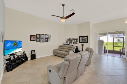 Casa en venta en Mount Dora, Florida, 4 dormitorios, 224.92 m2 № 1653853 - foto 15