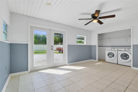 House in Saint Petersburg, Florida 2 bedrooms, 104.52 sq.m. № 2378915 - photo 23