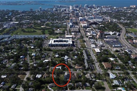Villa ou maison à vendre à Sarasota, Floride: 4 chambres, 237.92 m2 № 1569165 - photo 4