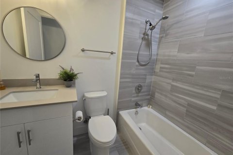 Condominio en venta en Sarasota, Florida, 1 dormitorio, 89 m2 № 1805250 - foto 16