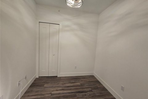 Condominio en venta en Sarasota, Florida, 1 dormitorio, 89 m2 № 1805250 - foto 17
