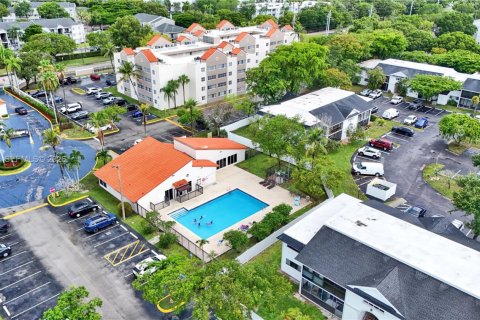 Copropriété à vendre à Hialeah, Floride: 1 chambre, 69.58 m2 № 2181084 - photo 24