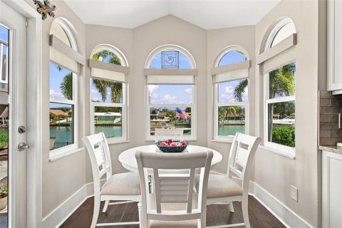 Villa ou maison à vendre à Clearwater, Floride: 3 chambres, 278.43 m2 № 2418438 - photo 25