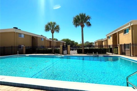 Condominio en venta en Casselberry, Florida, 1 dormitorio, 71.35 m2 № 2116719 - foto 30