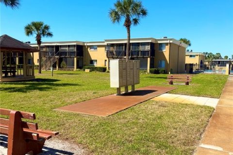 Condominio en venta en Casselberry, Florida, 1 dormitorio, 71.35 m2 № 2116719 - foto 23