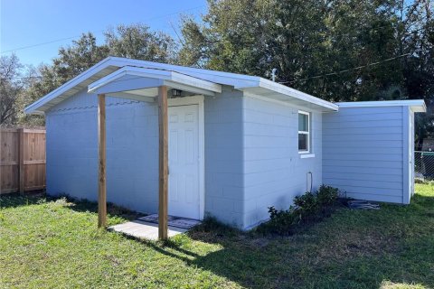 Casa en alquiler en Zephyrhills, Florida, 1 dormitorio, 33.44 m2 № 1827121 - foto 1