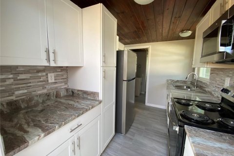 Casa en alquiler en Zephyrhills, Florida, 1 dormitorio, 33.44 m2 № 1827121 - foto 8