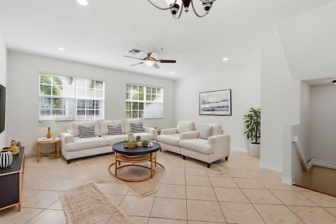 Touwnhouse à vendre à Hypoluxo, Floride: 3 chambres, 174.28 m2 № 2191768 - photo 10
