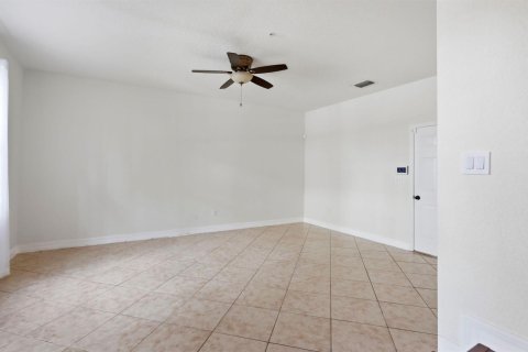 Touwnhouse à vendre à Hypoluxo, Floride: 3 chambres, 174.28 m2 № 2191768 - photo 9
