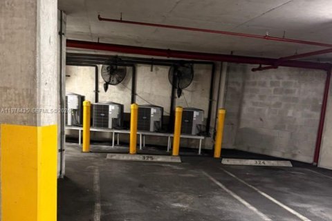 Снять в аренду кондоминиум в Майами, Флорида 2 спальни, 104.05м2, № 2043931 - фото 7