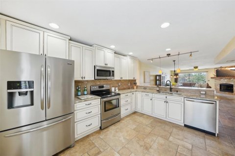 Touwnhouse à louer à Tierra Verde, Floride: 2 chambres, 153.29 m2 № 2106997 - photo 20