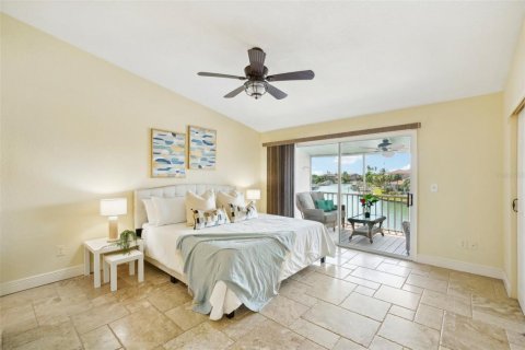 Touwnhouse à louer à Tierra Verde, Floride: 2 chambres, 153.29 m2 № 2106997 - photo 30