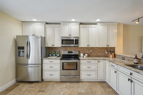 Touwnhouse à louer à Tierra Verde, Floride: 2 chambres, 153.29 m2 № 2106997 - photo 18