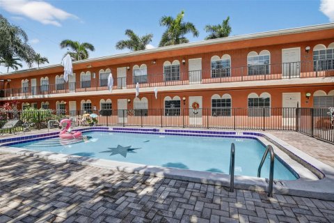 Снять в аренду кондоминиум в Форт-Лодердейл, Флорида 1 спальня, 56.58м2, № 1952845 - фото 21