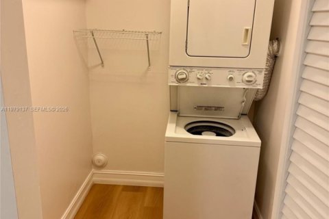 Condominio en venta en Miami Beach, Florida, 1 dormitorio, 45.06 m2 № 2043925 - foto 14