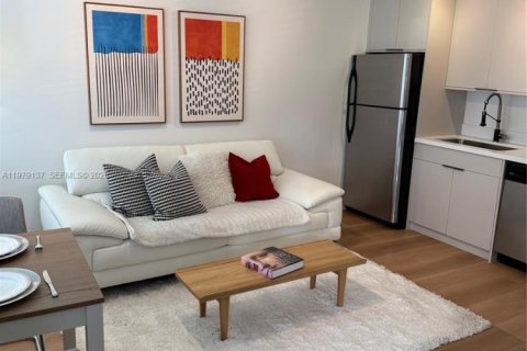 Condominio en venta en Miami Beach, Florida, 1 dormitorio, 45.06 m2 № 2043925 - foto 5