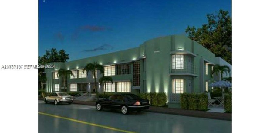 Condominio en Miami Beach, Florida, 1 dormitorio  № 2043925