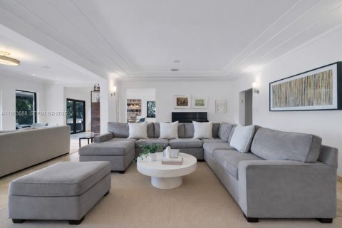 Casa en venta en Miami Beach, Florida, 4 dormitorios, 270.72 m2 № 2026632 - foto 12