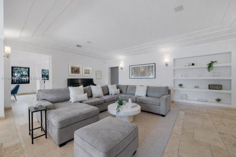 Casa en venta en Miami Beach, Florida, 4 dormitorios, 270.72 m2 № 2026632 - foto 13