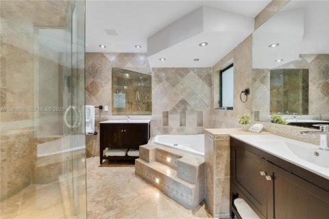 Casa en venta en Miami Beach, Florida, 4 dormitorios, 270.72 m2 № 2026632 - foto 20