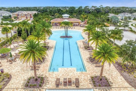 Townhouse in HARMONY AT LAKEWOOD RANCH in Bradenton, Florida 3 bedrooms, 161.56 sq.m. № 1843839 - photo 28