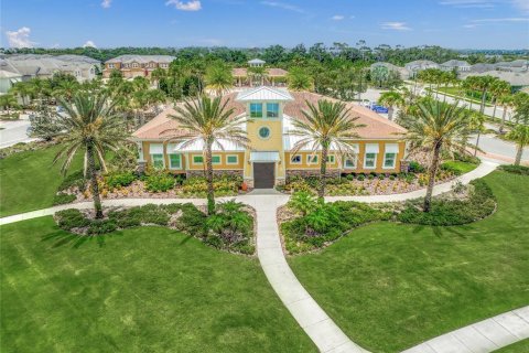 Townhouse in HARMONY AT LAKEWOOD RANCH in Bradenton, Florida 3 bedrooms, 161.56 sq.m. № 1843839 - photo 26